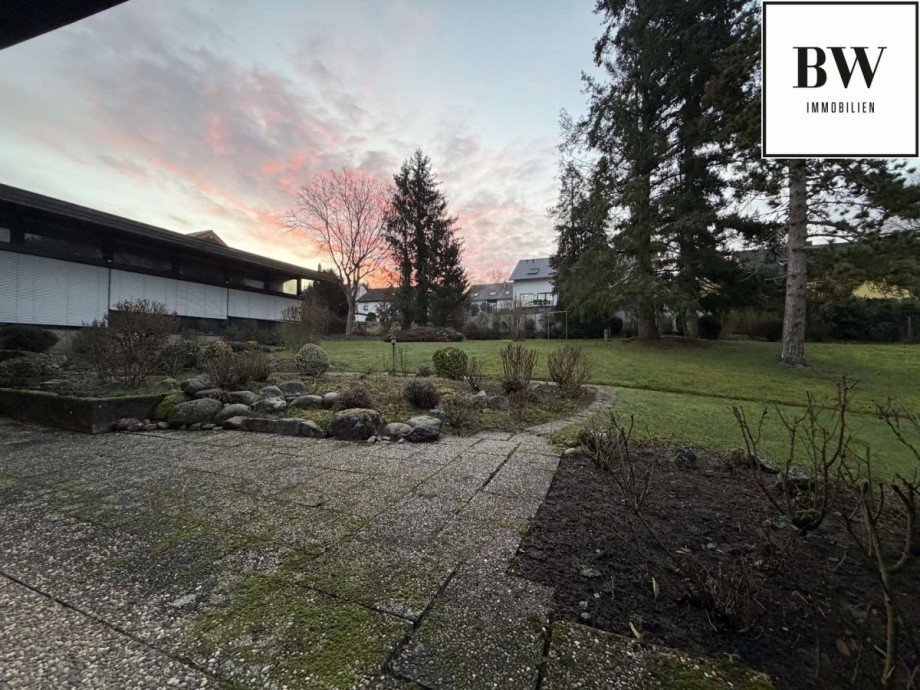 Gartenansicht von der Terrasse Villa Abstatt