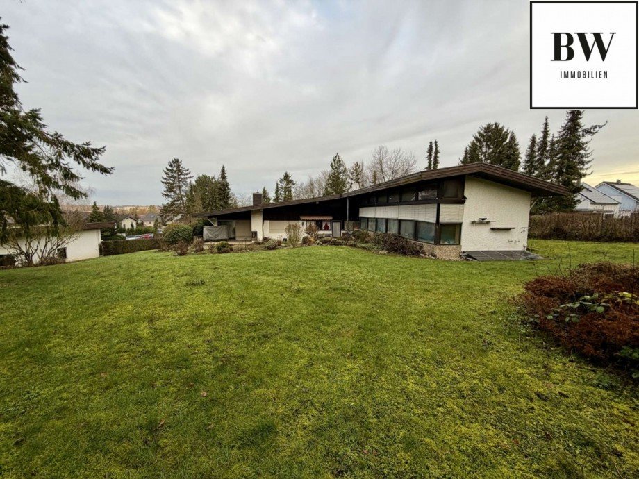 Au�enansicht S�dseite Villa Abstatt