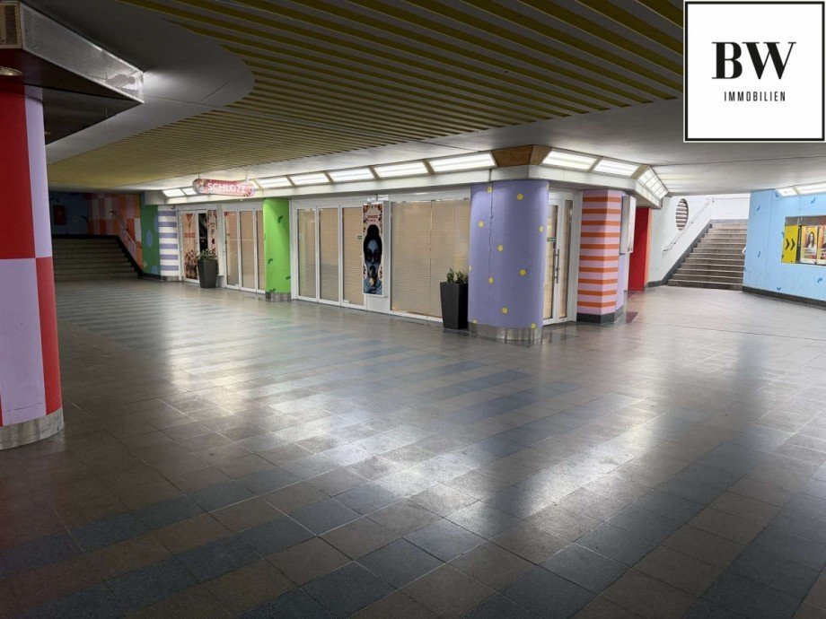 Ansicht aus der Passage Ladenlokal Kornwestheim